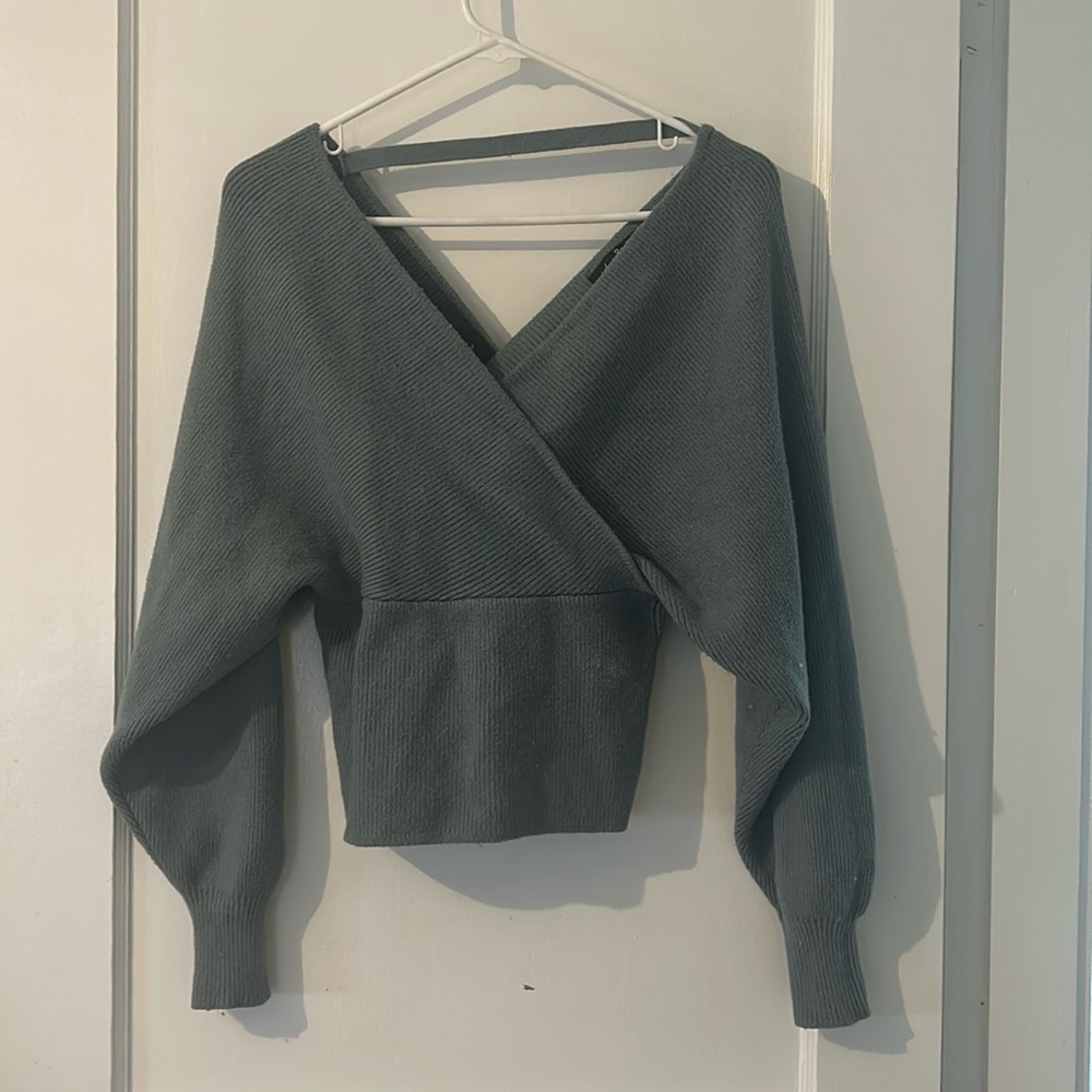 Love tree sage green sweater size small